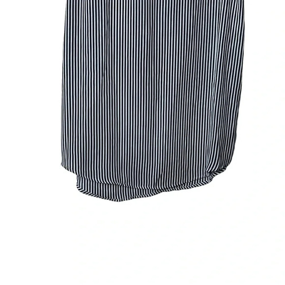 1752. LOFT OUTLET STRIPED SLEEVELESS TOP SIZE XSMALL MOCK NECK WITH BOW KEYHOLE‎ - Picture 10 of 10